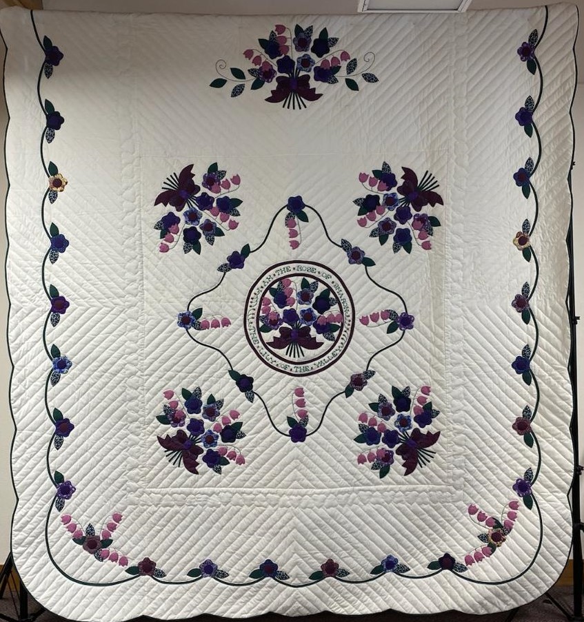 Rose of Sharon Quilt-image