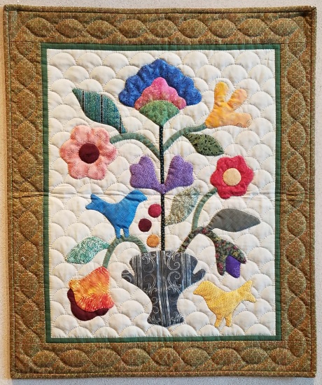 A Walk in the Garden Wall Quilt main image